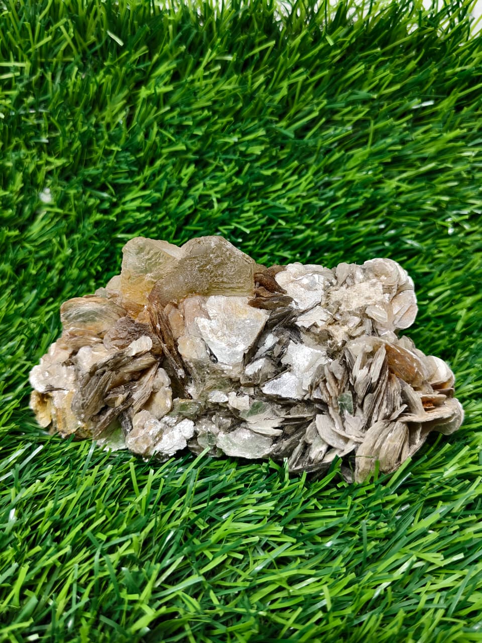 Fluorite with Muscovite Mica