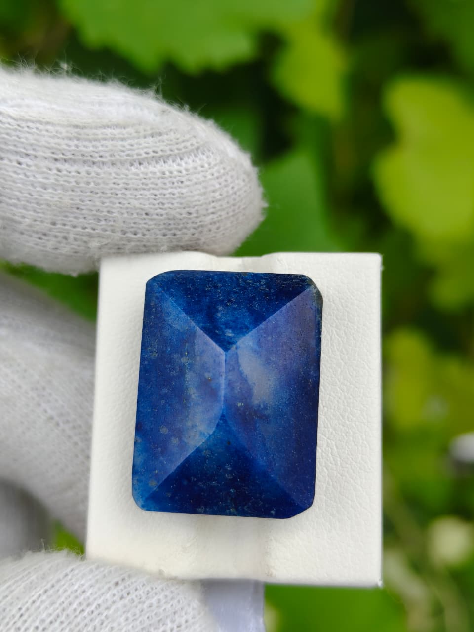 Dyed Hauyne